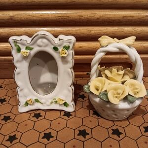Vintage Yellow Flower Ceramic Mini Photo Frame and Basket.